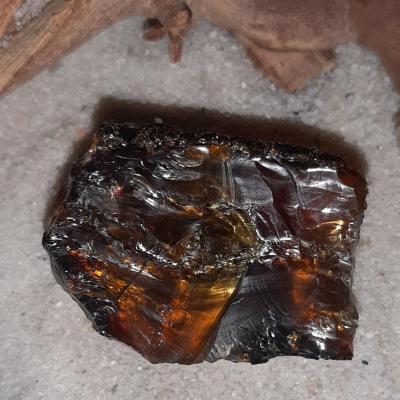 Ambre brut en morceau - 14gr