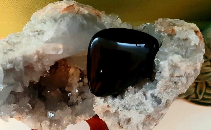 Galet obsidienne oeil celeste