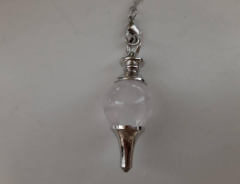 Pendule en quartz rose