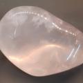 Pierre roulee quartz rose